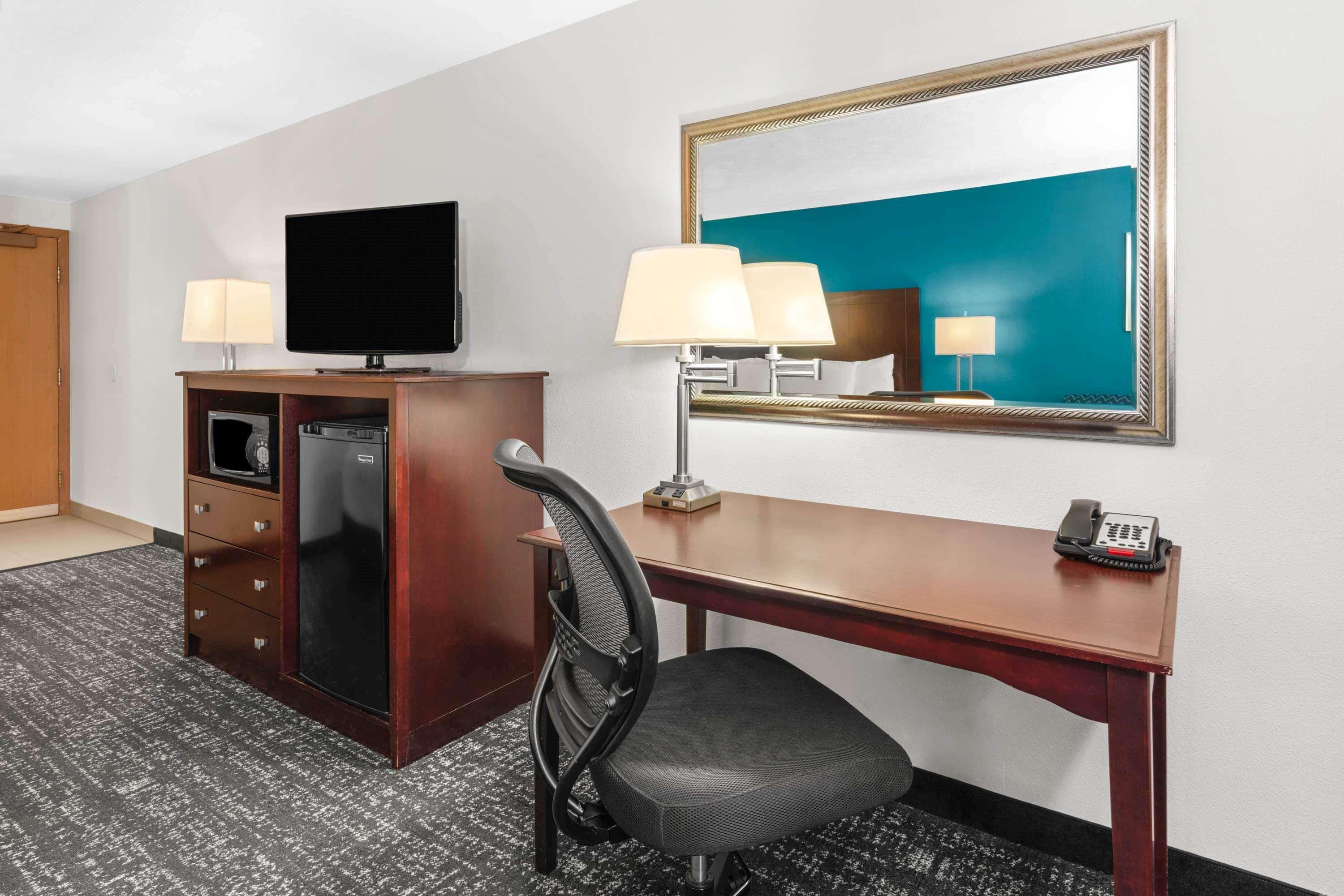 La Quinta By Wyndham Portland Nw Otel Dış mekan fotoğraf