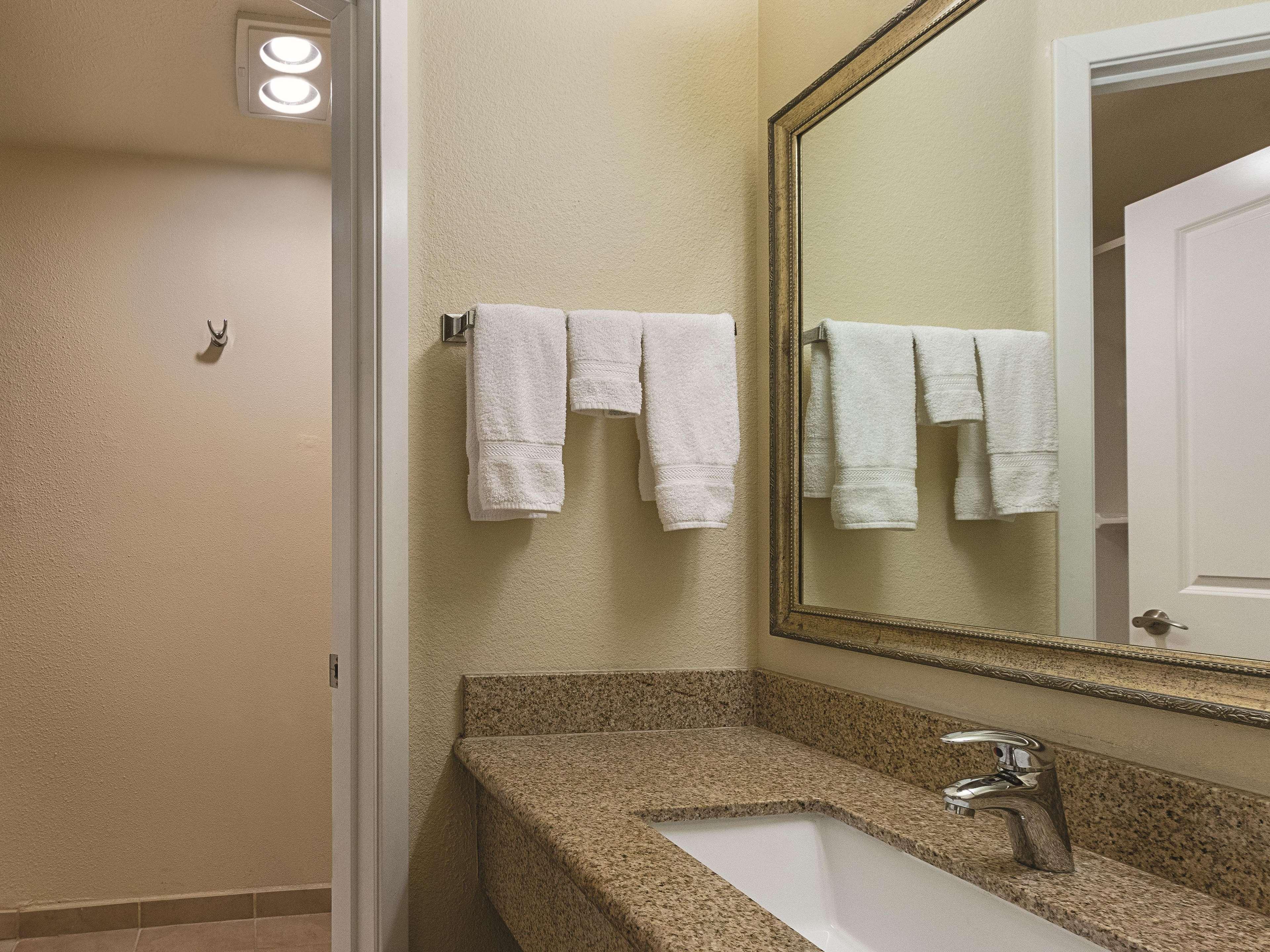 La Quinta By Wyndham Portland Nw Otel Dış mekan fotoğraf